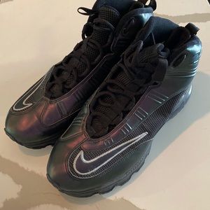 Ken Griffey Jr sneakers
